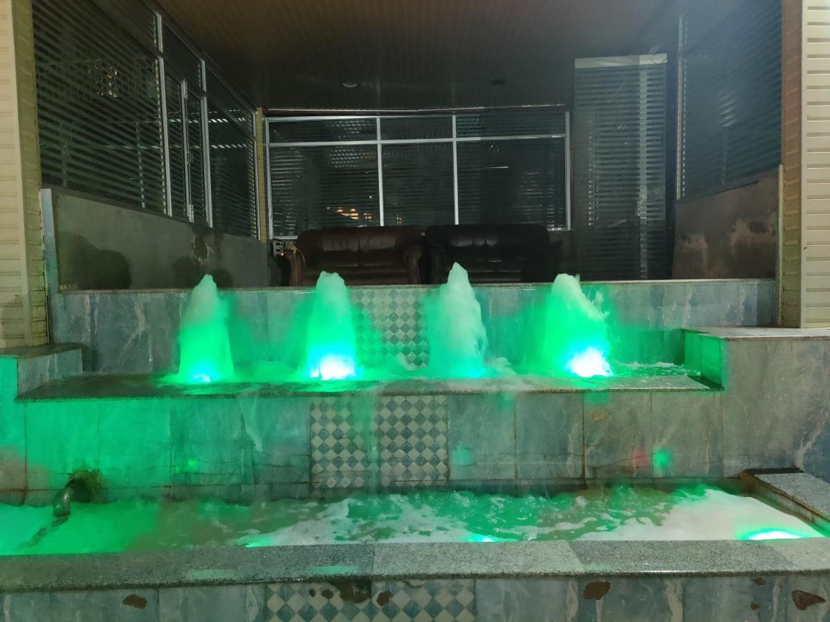 Hotel Outlook Pahalgam Ngoại thất bức ảnh
