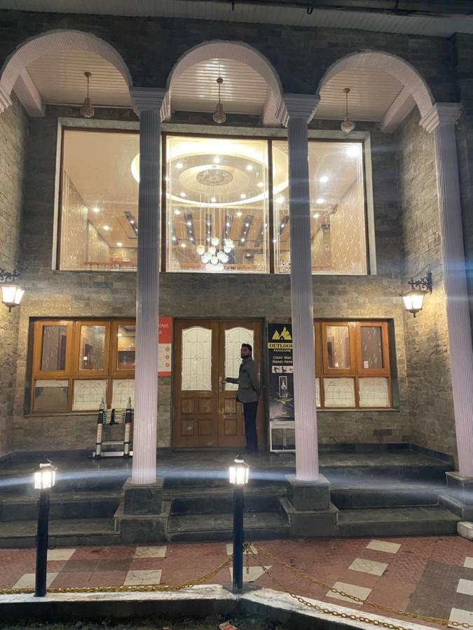 Hotel Outlook Pahalgam Ngoại thất bức ảnh