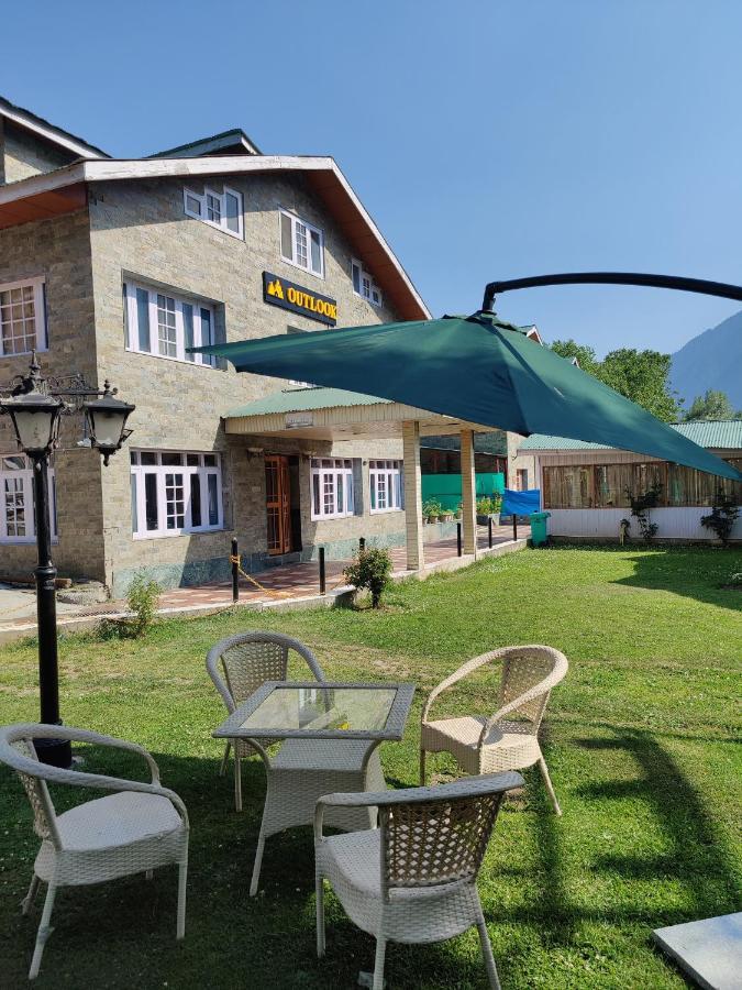 Hotel Outlook Pahalgam Ngoại thất bức ảnh