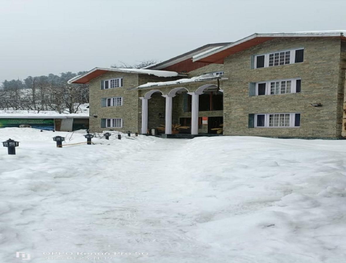 Hotel Outlook Pahalgam Ngoại thất bức ảnh