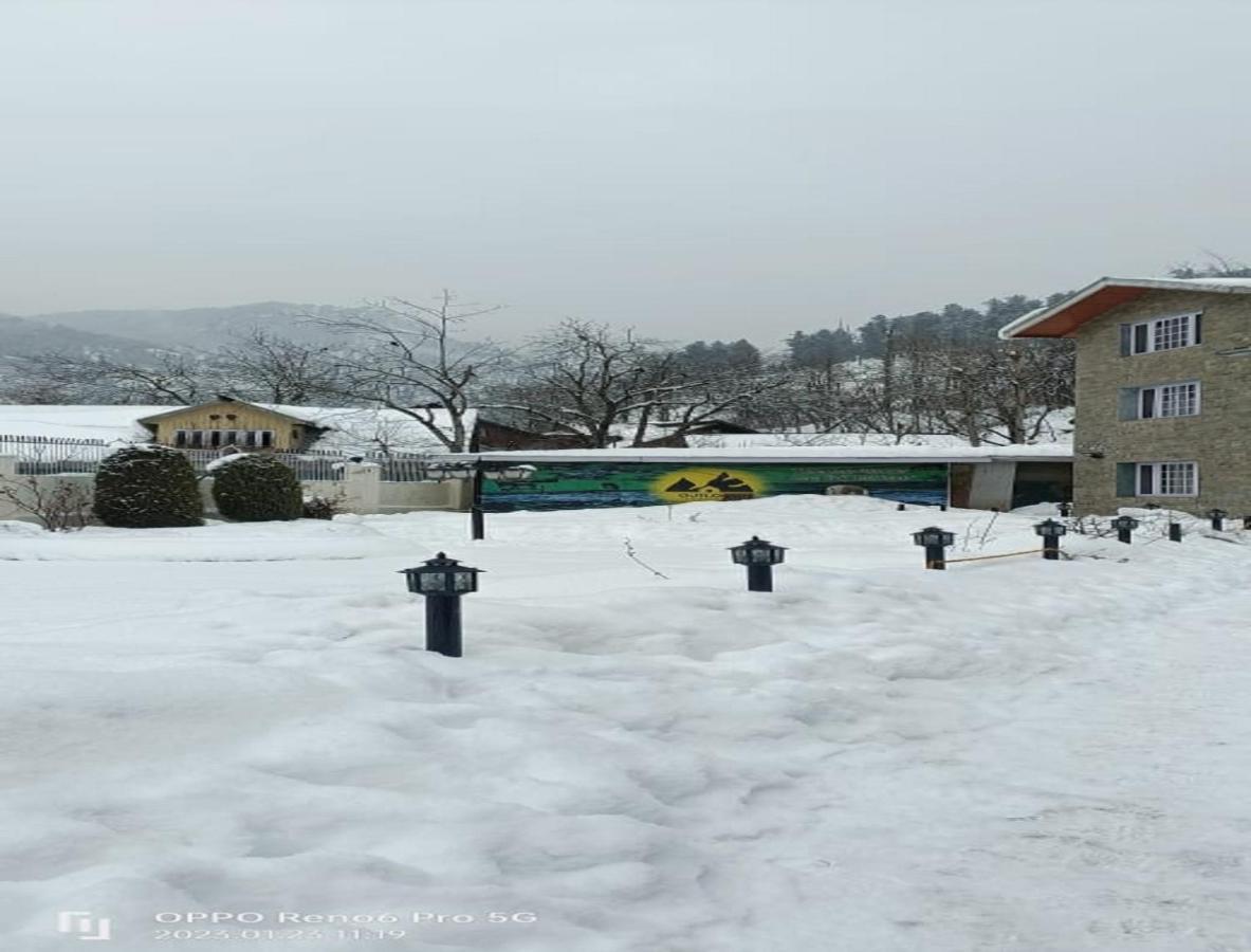 Hotel Outlook Pahalgam Ngoại thất bức ảnh